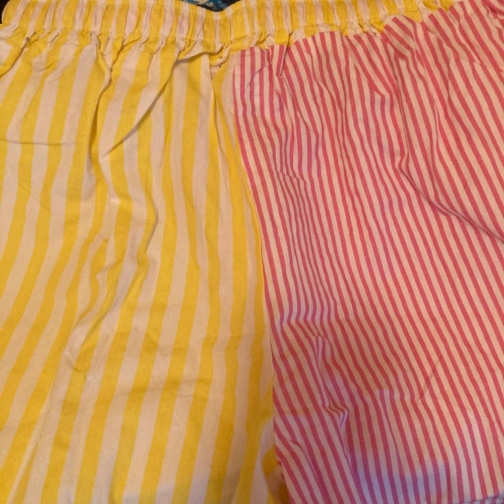 Striped Set - Picture 3 of 3